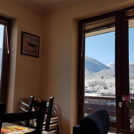 Cedar Lodge 4 Self-Catered Apartment バンスコ エクステリア 写真
